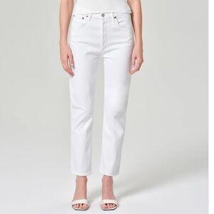 RILEY HIGH RISE STRAIGHT CROP (STRETCH)
IN SOUR CREAM